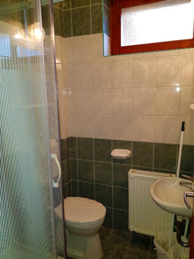 Napsugár Apartmanház Siófok Exterior foto