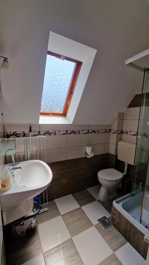 Napsugár Apartmanház Siófok Exterior foto