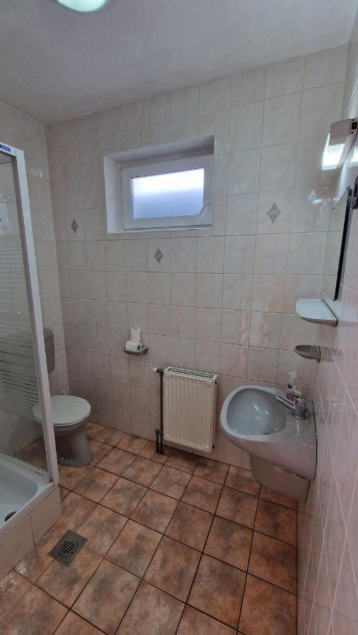 Napsugár Apartmanház Siófok Exterior foto